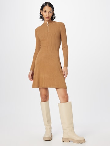 ONLY Dress 'DEE' in Brown: front