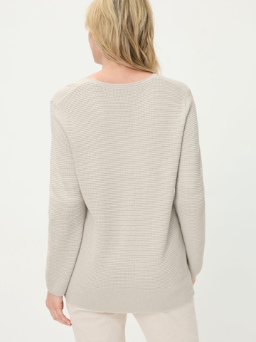 Olsen Pullover gerade Passform, kleine Seitenschlitze für mehr Bewegungsfreiheit in Beige