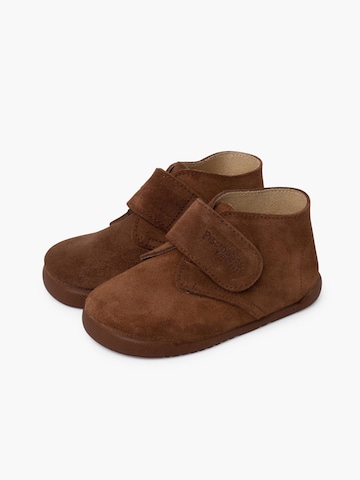 Pisamonas - Bota em castanho