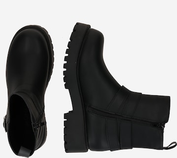 Monki Boots σε μαύρο