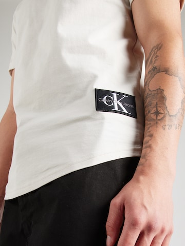 Maglietta di Calvin Klein Jeans in beige