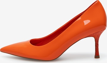 WODEN Pumps ' Laura Patent ' in Gelb: Vorderseite