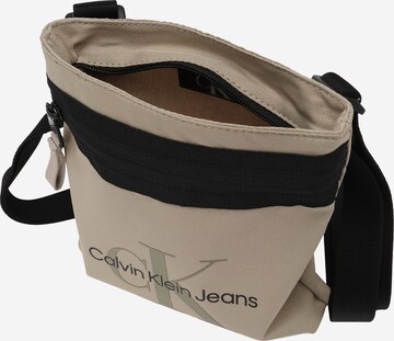 Calvin Klein Jeans Skuldertaske i beige