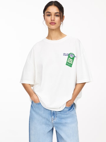 Pull&Bear Oversized shirt 'ROOM SERVICE' in Wit