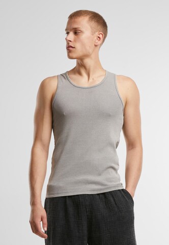 T-Shirt Urban Classics en gris : devant