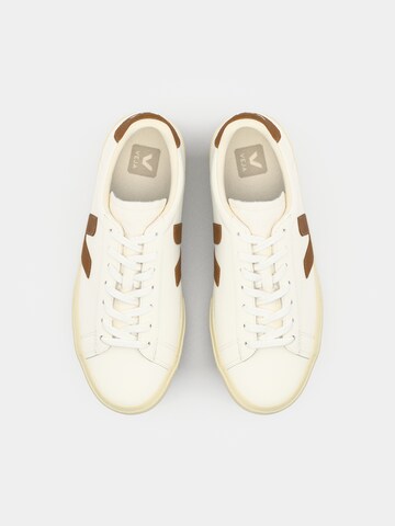 Veja Nízke tenisky 'Campo' - Biela