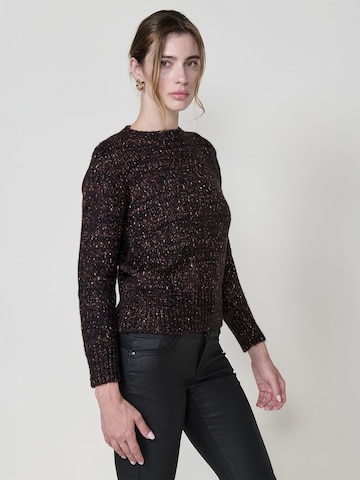 Pull-over KOROSHI en marron