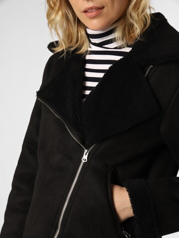 Aygill's Between-Season Jacket ' ' in Black