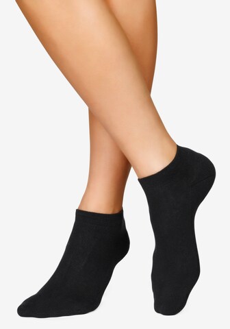 Chaussettes H.I.S en noir : devant