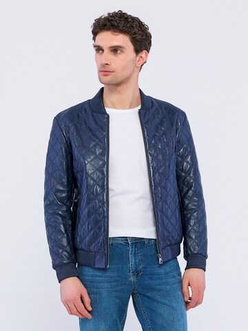 Basics and More Between-Season Jacket 'Erick' in Blue: front