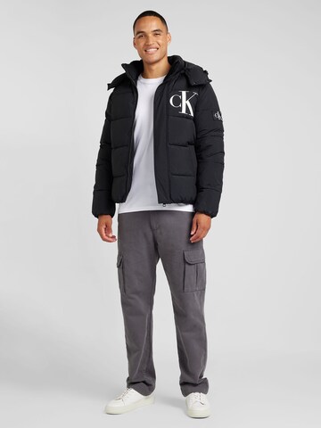Calvin Klein Jeans - Chaqueta de invierno 'Essentials' en negro