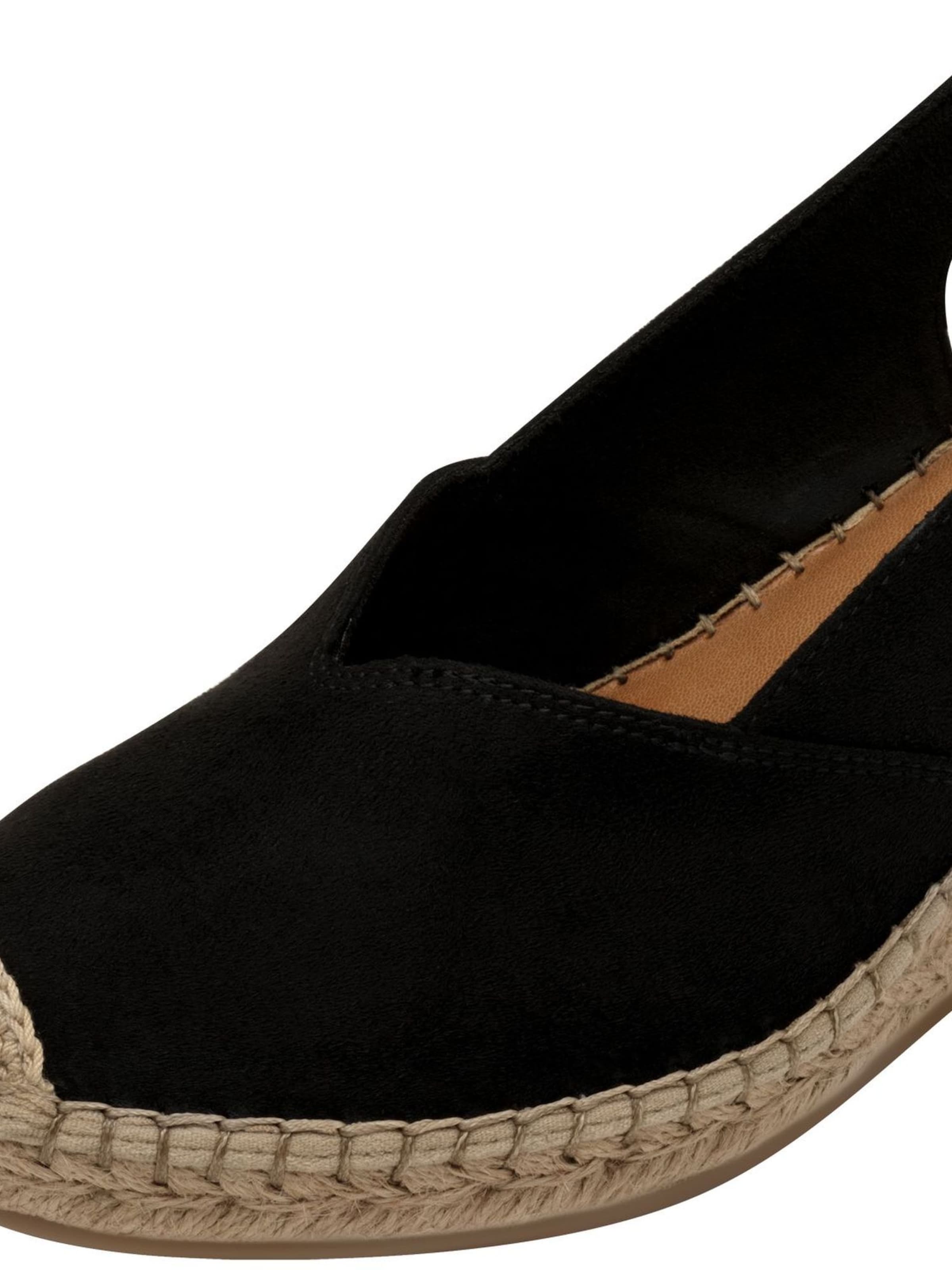 Tamaris Espadrilles in Black