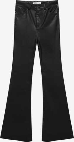 Pull&Bear Flared Jeans in Zwart: voorkant