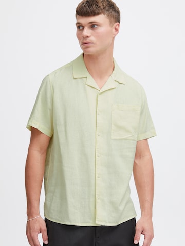 !Solid - Ajuste regular Camisa 'Allan' en amarillo: frente