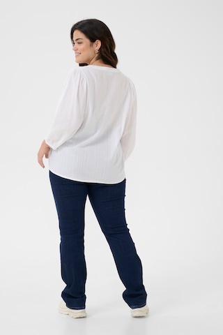 KAFFE CURVE - Blusa 'Jolisa' em branco