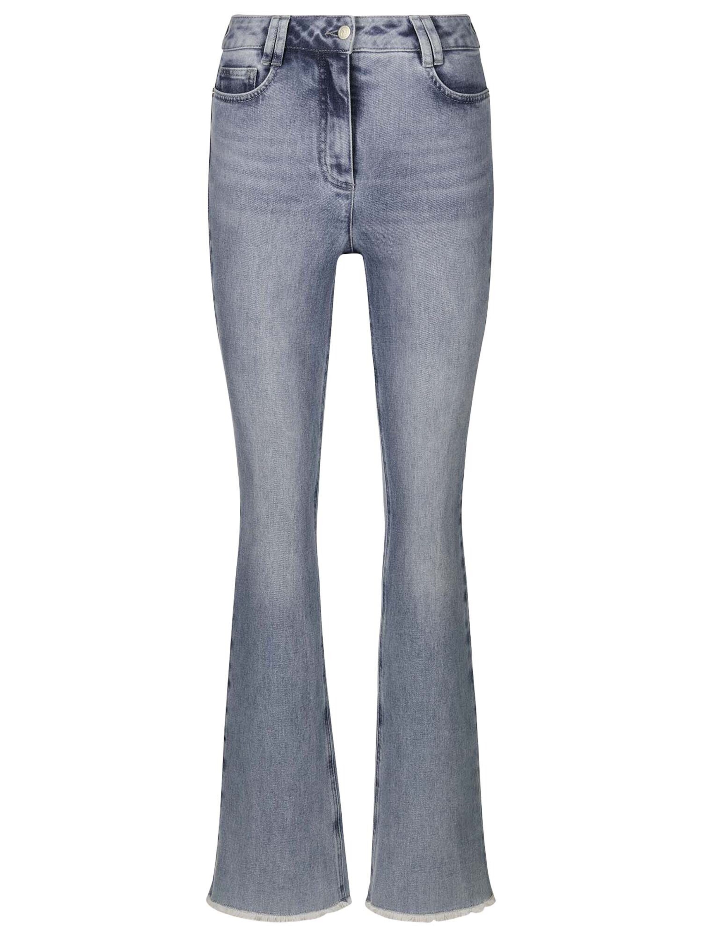 MADELEINE Flared Jeans in Blau: Vorderseite