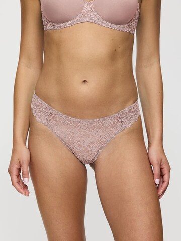 TRIUMPH Thong ' Amourette Hipster String ' in Pink: front