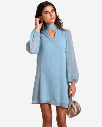 THE-ARE Jurk in Blauw: voorkant