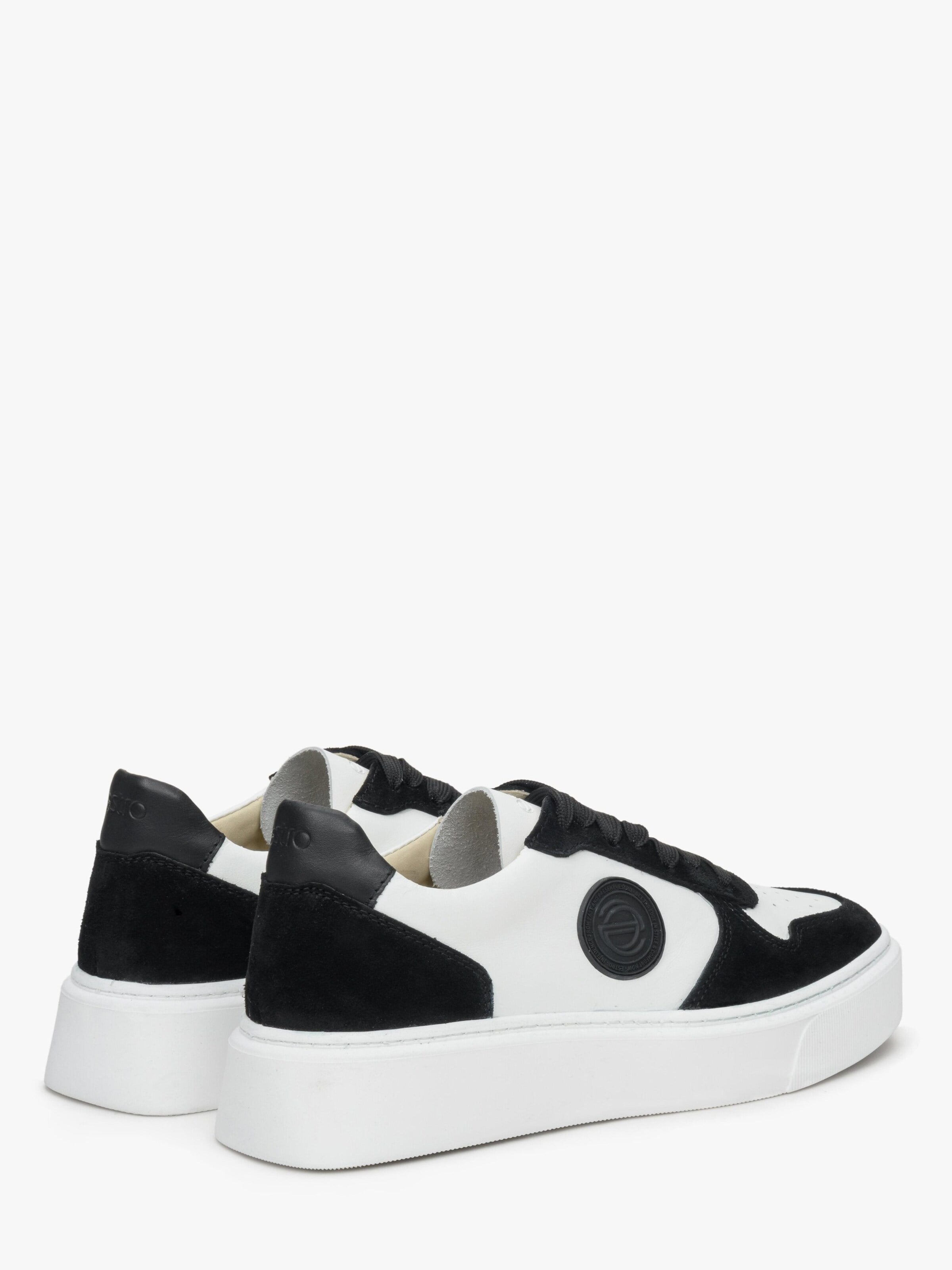 Estro Sneakers laag '09-2970' in Zwart
