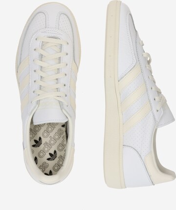 Baskets basses 'Handball Spezial' ADIDAS ORIGINALS en blanc