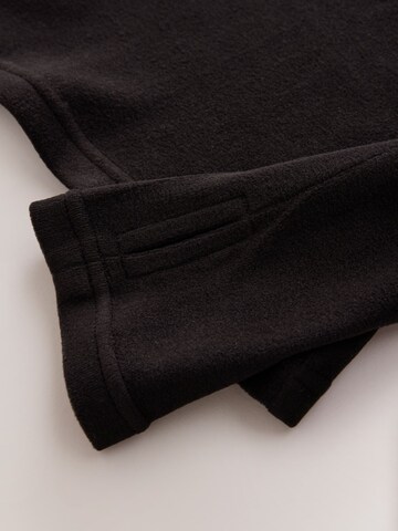 Next Shirt in Schwarz
