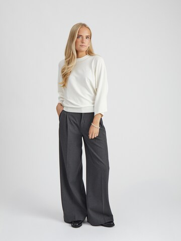 minus Top 'Tess' in White