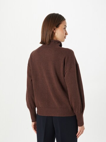 GAP Sweater in Brown
