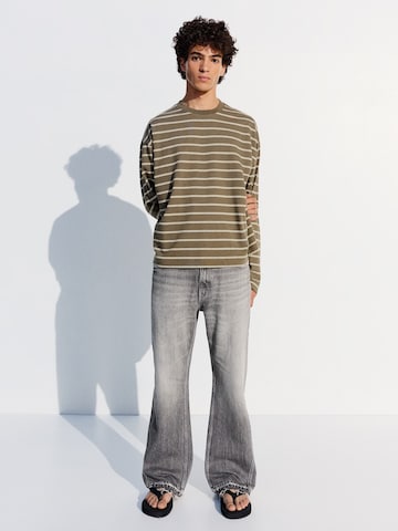Bershka Разкроени Дънки в сиво