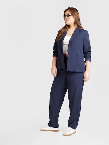 Blazer 'KAIA' di Vero Moda Curve in blu