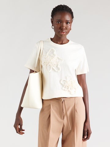 T-shirt COMMA en blanc : devant