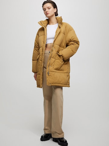 Pull&Bear Winter Coat in Brown