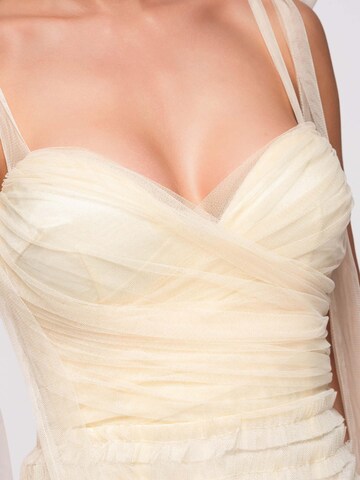 Abito di Ombre in beige
