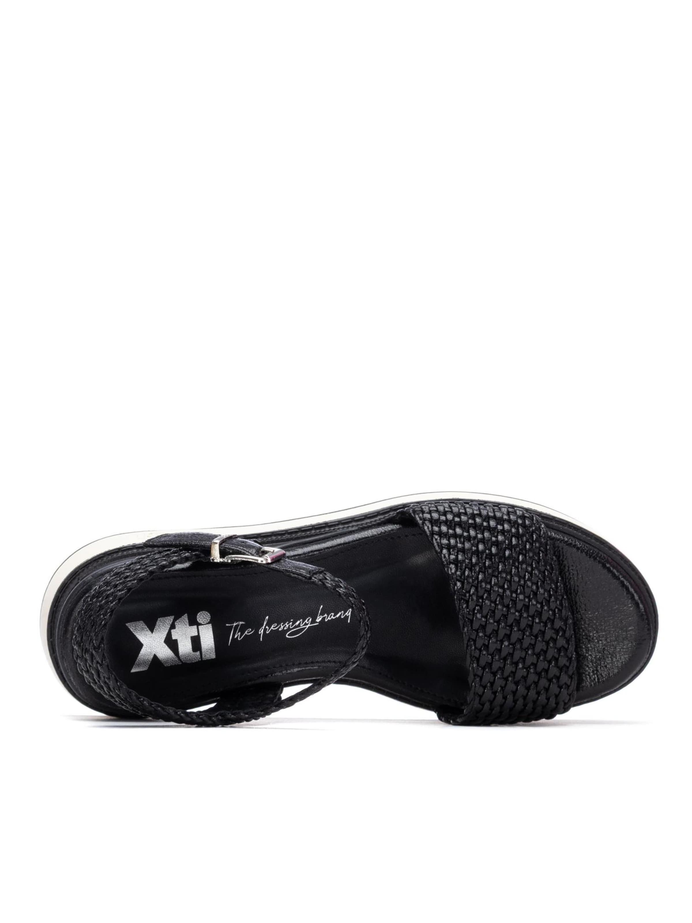 Xti Sandals in Black