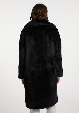 MYMO Between-Seasons Coat in Black