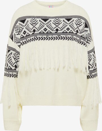 IZIA Sweater in White: front