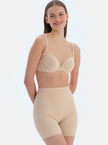 Dagi Shapinghose in Beige: Vorderseite