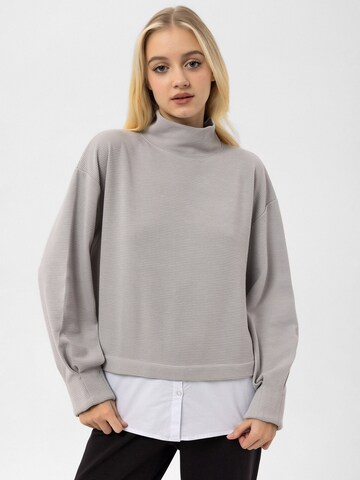 Anou Anou Bluse in Grau: Vorderseite