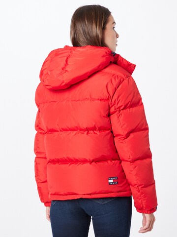 Tommy Jeans - Casaco de inverno 'Alaska' em vermelho