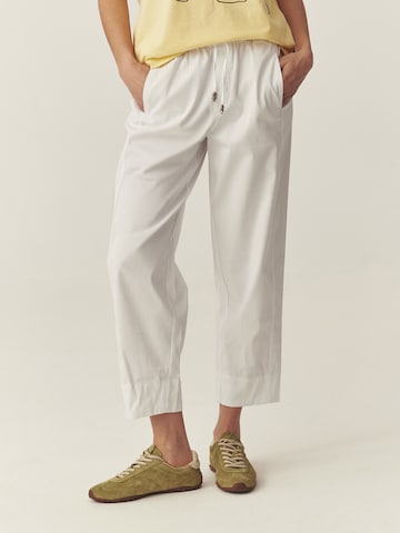Loosefit Pantaloni 'Serdi 2' di TATUUM in bianco: frontale