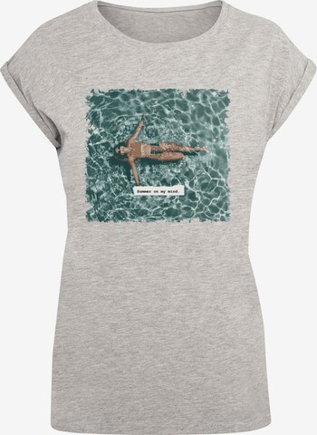 T-shirt 'Summer - On My Mind' Merchcode en gris : devant