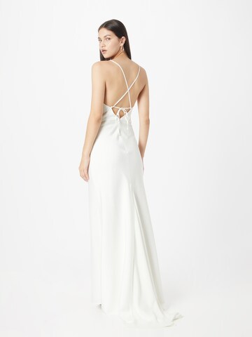 Robe de soirée 'DOTTEA' Y.A.S en blanc