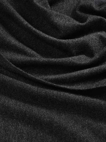 Pullover di bonprix in grigio