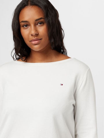 Tommy Hilfiger Curve Sweater in White