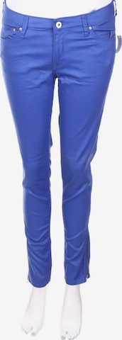 H&M Jeans in 30 in Blue: front