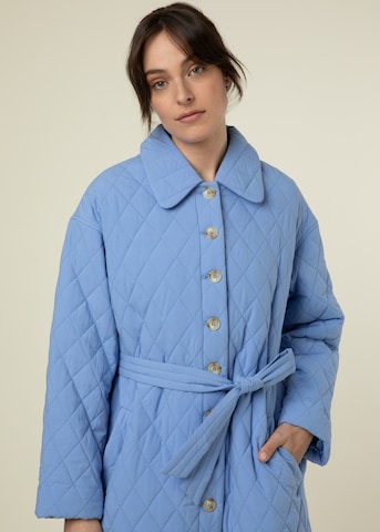 FRNCH PARIS Zimní kabát 'Geena' – modrá