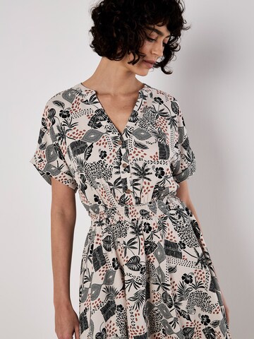 Robe Apricot en argent