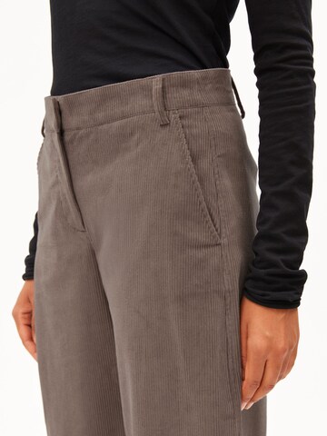 ARMEDANGELS Vat Broek in Bruin