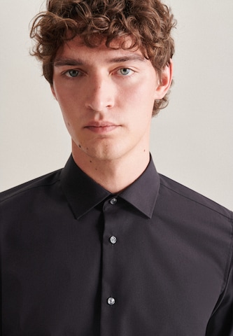 Coupe regular Chemise business SEIDENSTICKER en noir