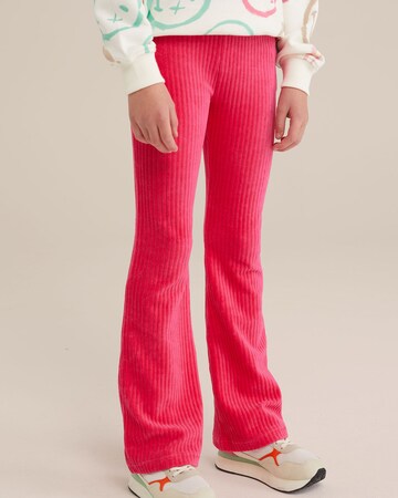 WE Fashion Flared Leggings i rosa: framsida