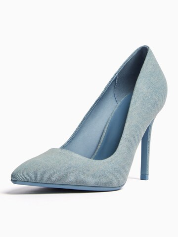 Bershka Pumps in Blue: front